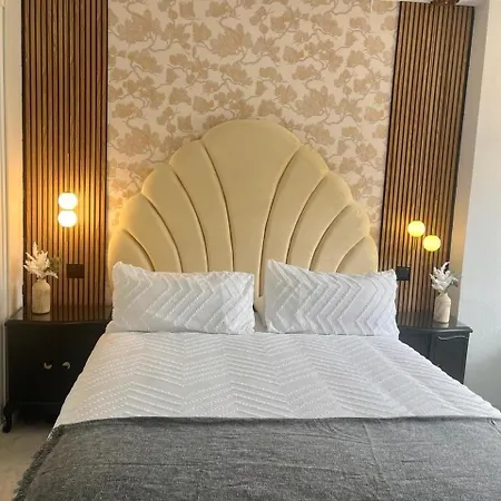Penthouse Reserva De 6-31 * 马尔韦利亚